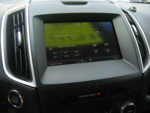 Used 2015 Ford Edge AWD SEL image 11