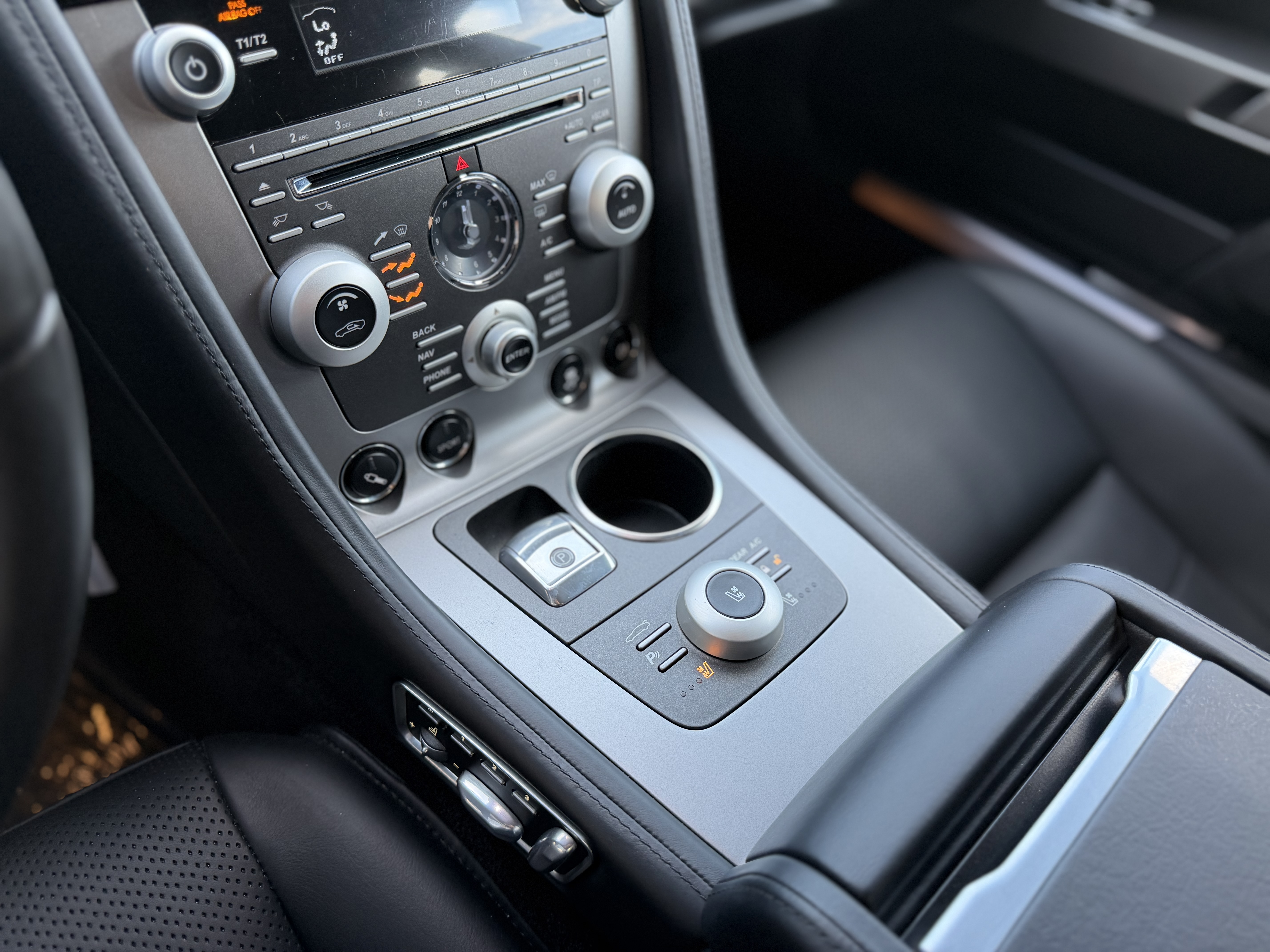 Used 2011 Aston Martin Rapide RWD image 9