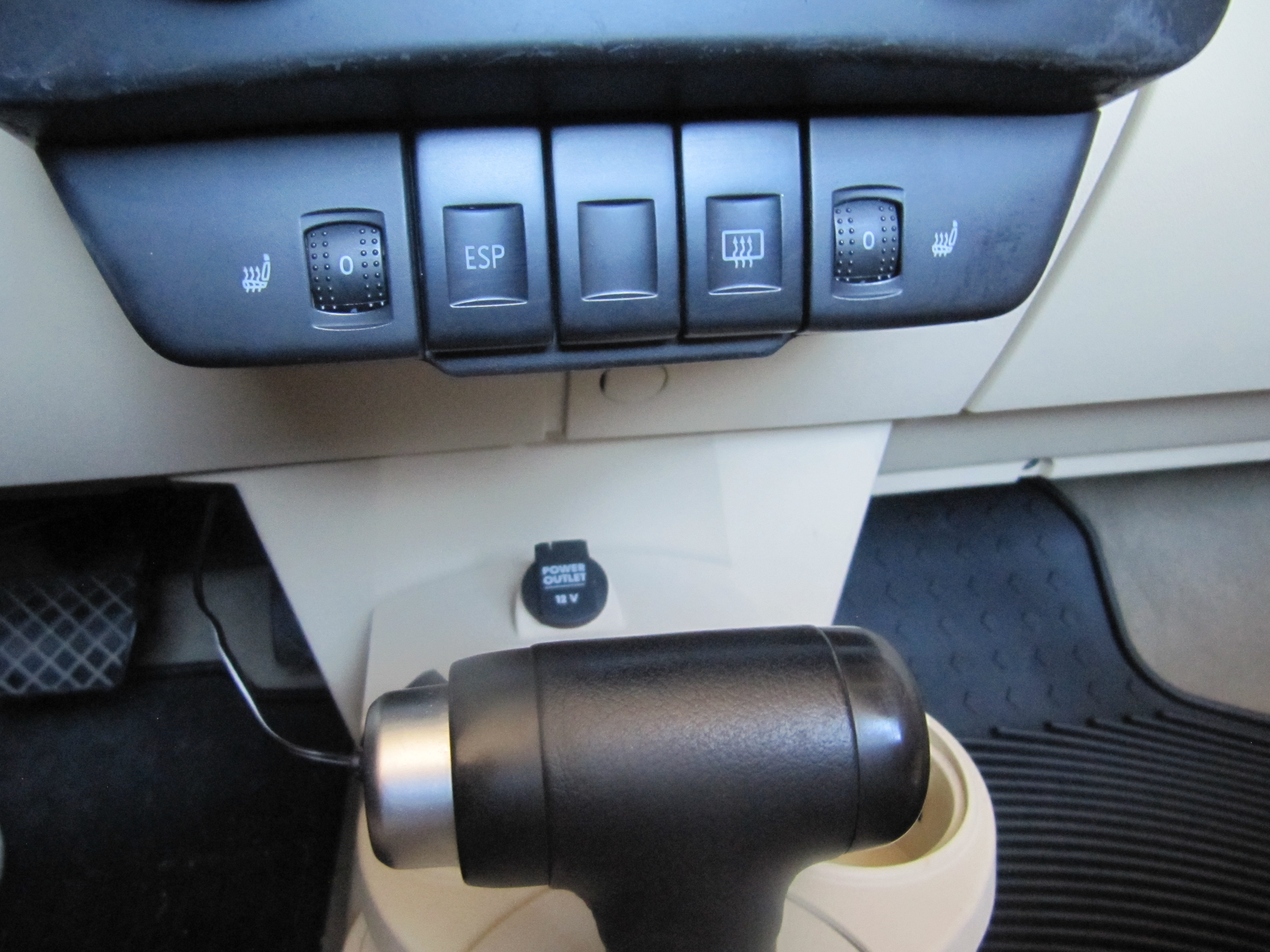Used 2004 Volkswagen Beetle GLS Turbo Convertible FWD image 18