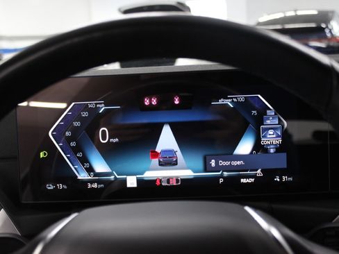 Used 2023 BMW i4 eDrive35 image 32