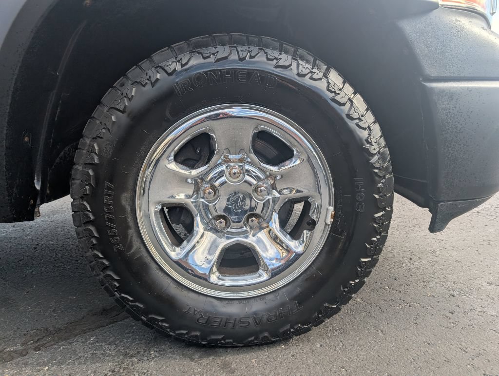Used 2009 Dodge Ram 1500 Truck 4x4 Quad Cab ST image 7