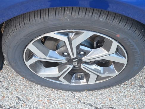 Used 2020 Kia Forte LXS image 22