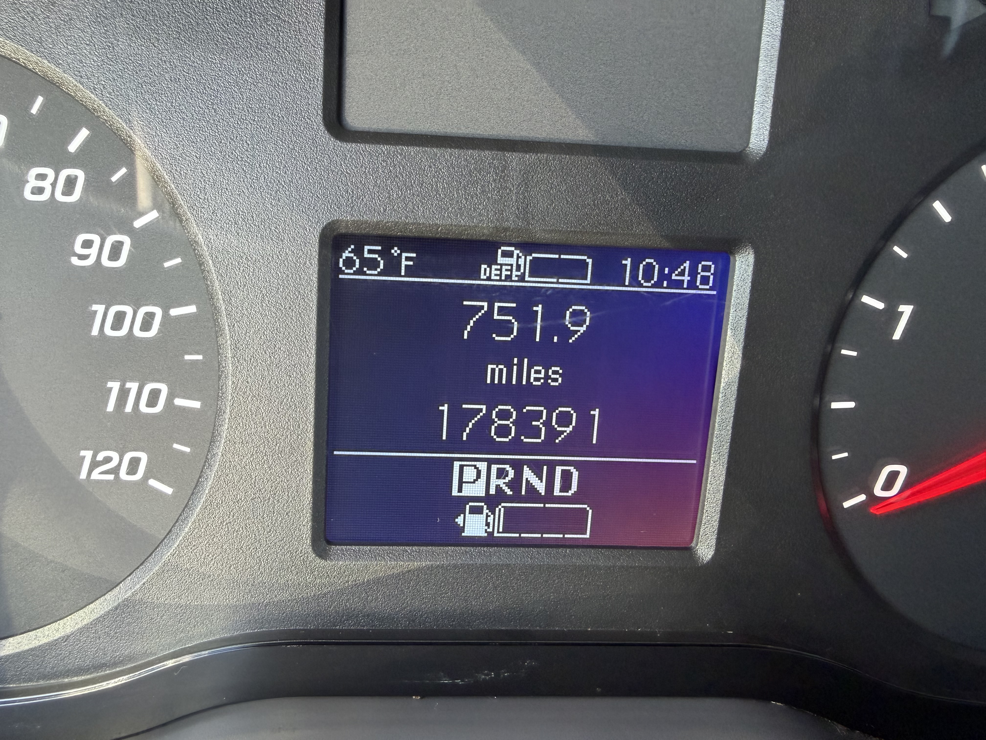 Used 2022 Mercedes-Benz Sprinter 2500 170 Cargo image 11