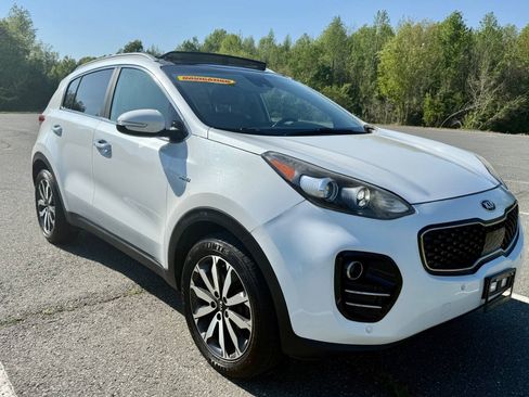 Used 2017 Kia Sportage AWD EX image 1