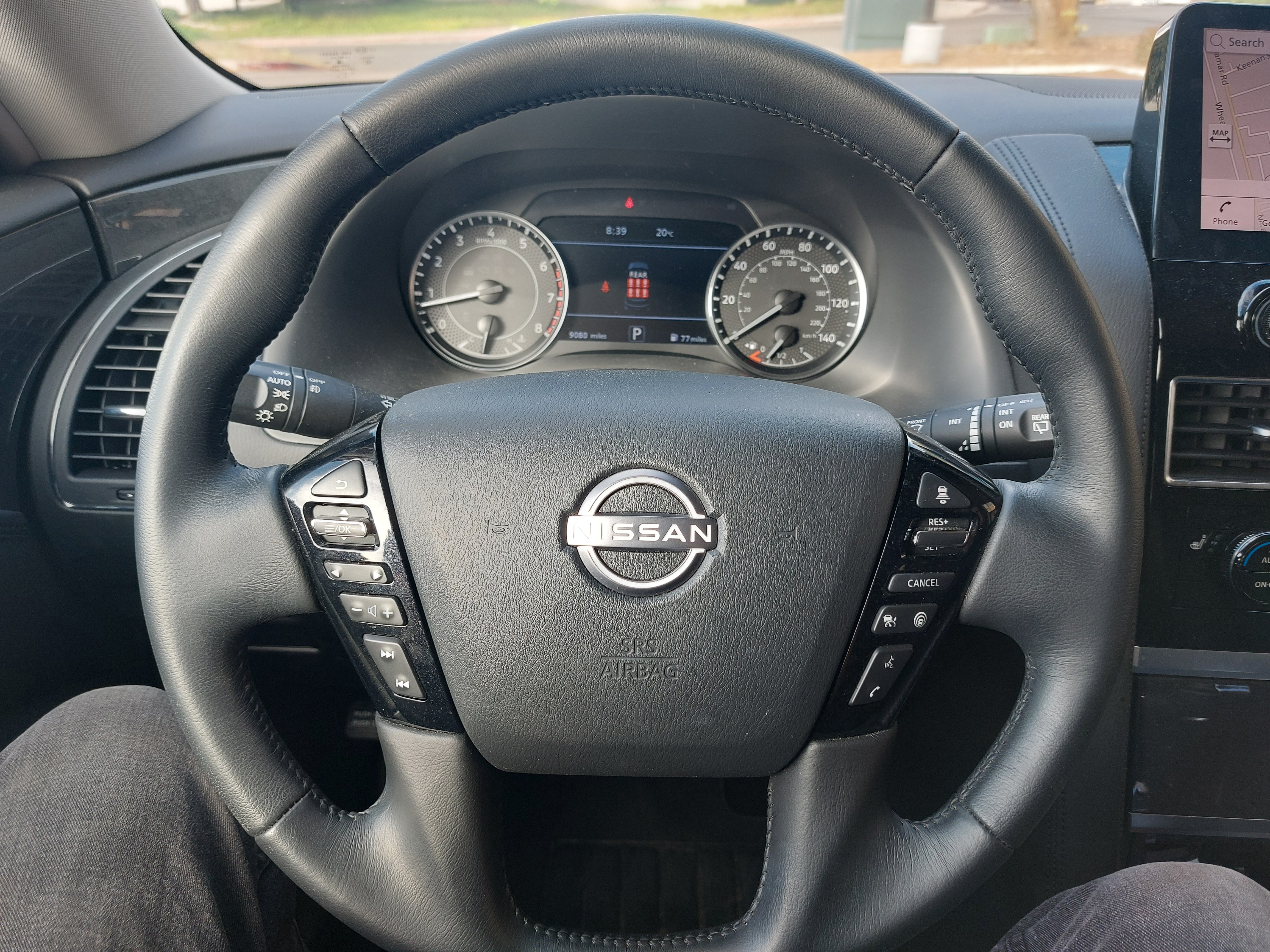 Used 2023 Nissan Armada 2WD SV image 21