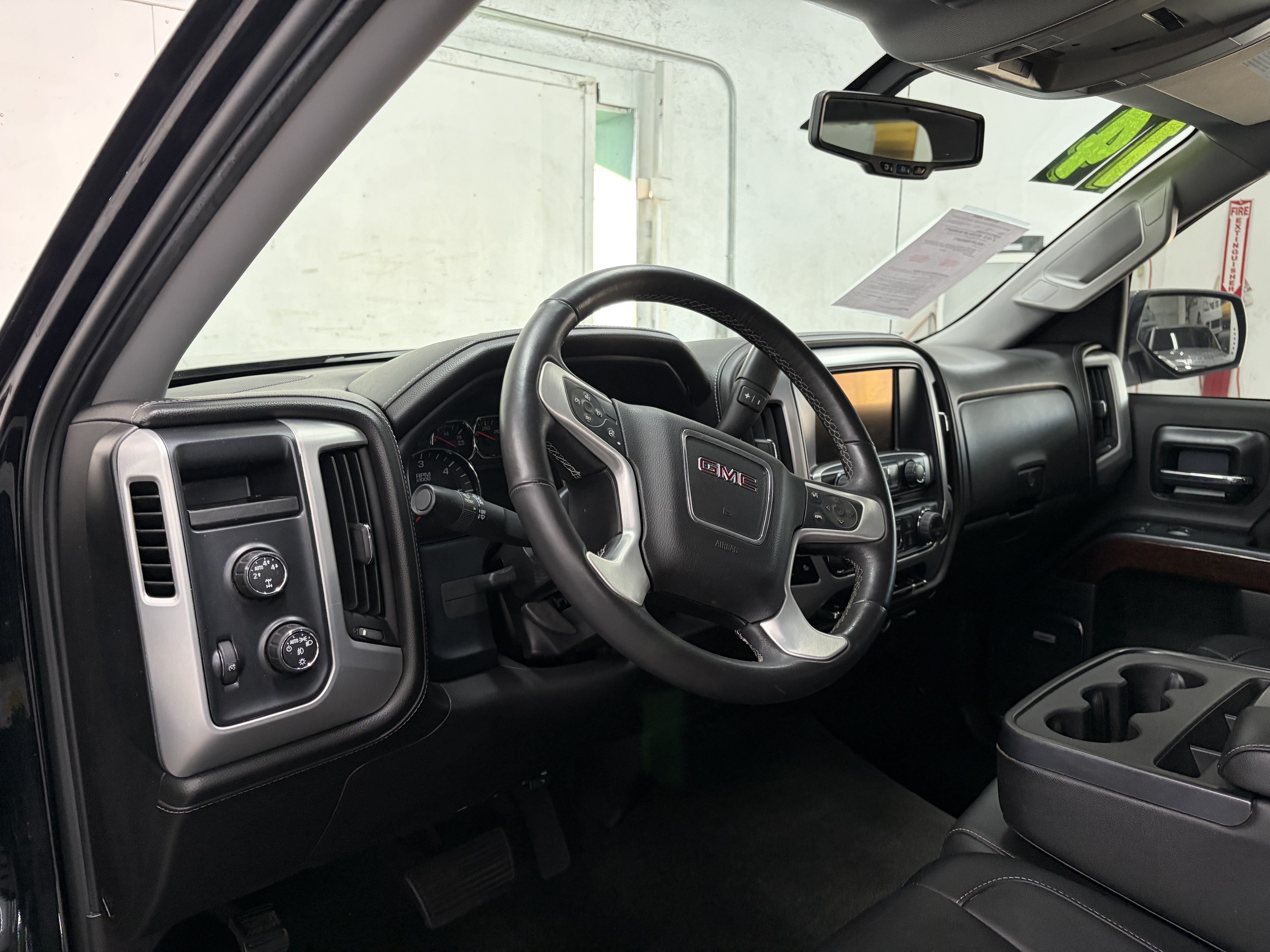 Used 2014 GMC Sierra 1500 4x4 Crew Cab SLT image 12