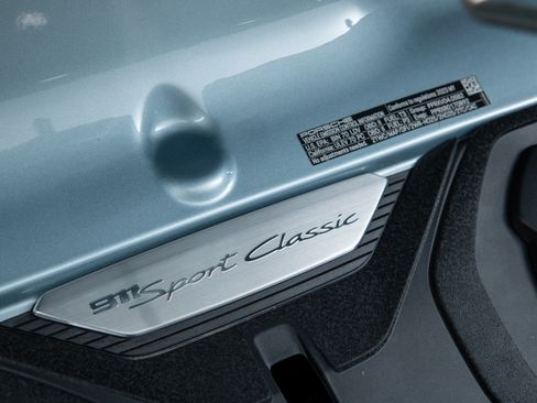Used 2023 Porsche 911 Sport Classic Coupe RWD image 89