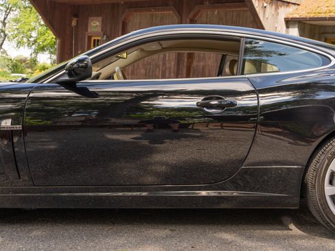 Used 2008 Jaguar XK Coupe RWD image 15