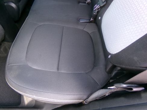 Used 2014 Kia Soul + FWD image 10