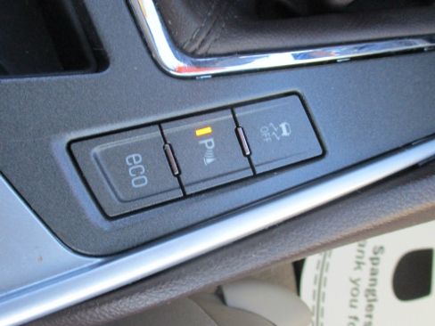 Used 2012 Cadillac SRX Luxury image 57