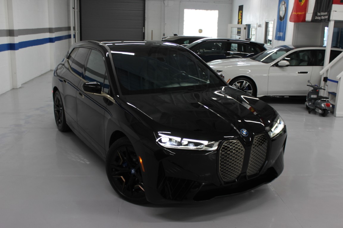 Used 2024 BMW iX M60 AWD/4WD image 13