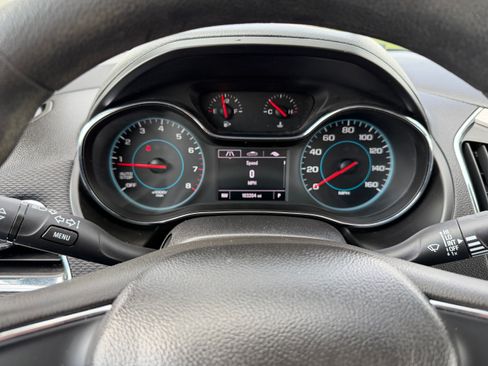 Used 2017 Chevrolet Cruze LS image 8