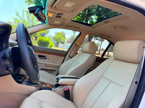 Used 2002 BMW 530i Sedan RWD image 17