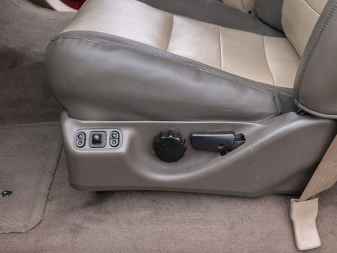 Used 2003 Ford Excursion Eddie Bauer image 33