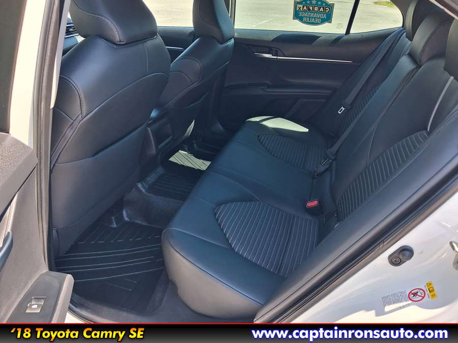 Used 2018 Toyota Camry SE Sport Sedan 4D FWD image 9