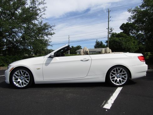 Used 2009 BMW 328i Convertible RWD image 1