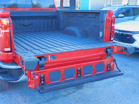 Used 2024 Chevrolet Silverado 3500 LTZ image 21