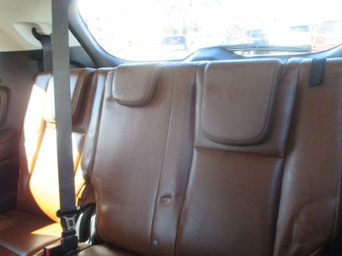 Used 2019 Subaru Ascent Touring image 13