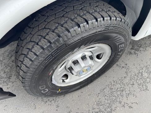 Used 2021 Chevrolet Express 2500 image 19