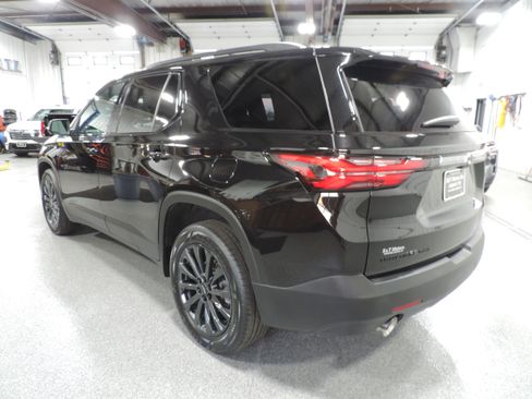 Used 2023 Chevrolet Traverse RS image 18