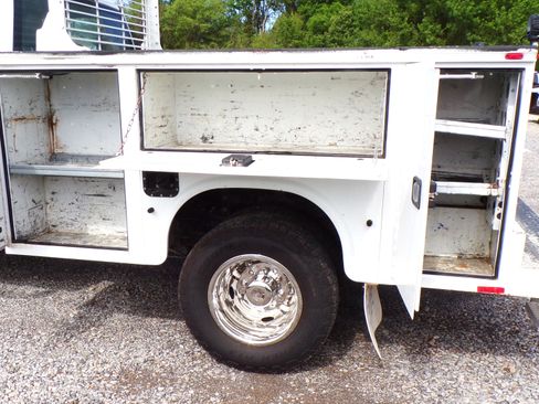 Used 2021 Ford F350 4x4 Crew Cab DRW Super Duty image 14