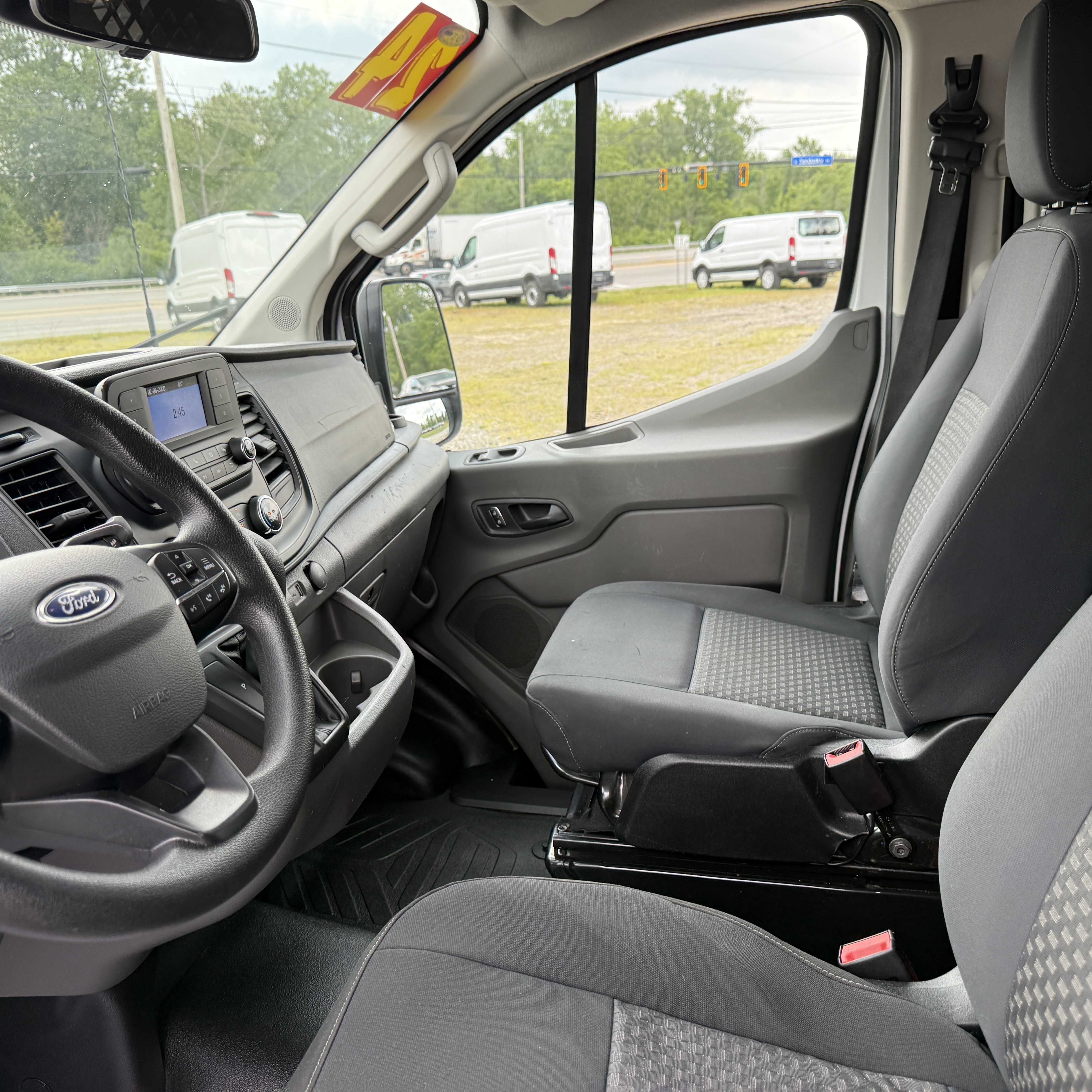 Used 2024 Ford Transit 250 Low Roof RWD image 13