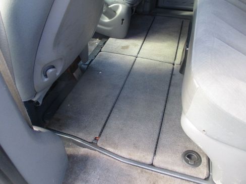 Used 2007 Dodge Grand Caravan SE image 16