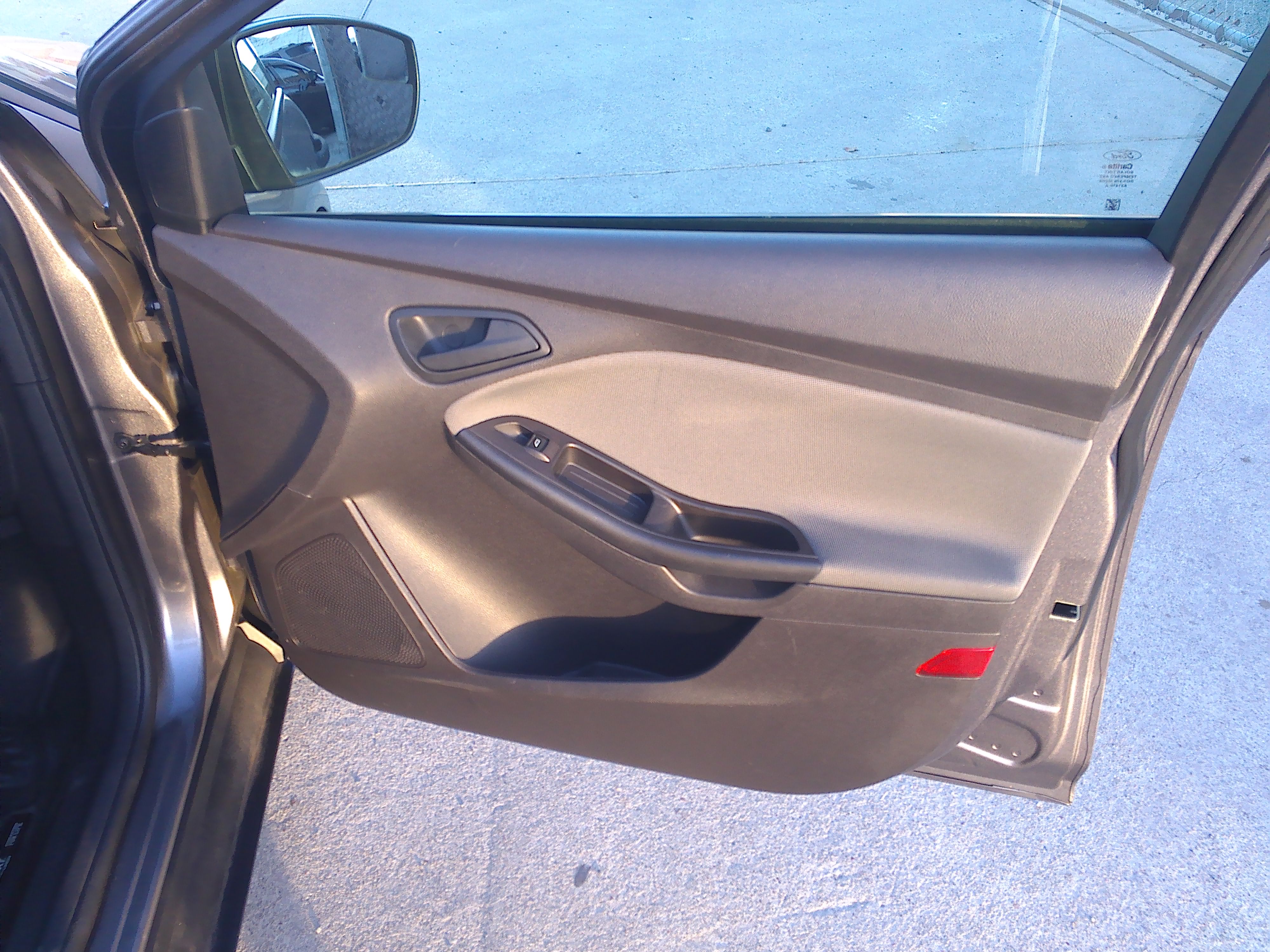 Used 2014 Ford Focus S Sedan FWD image 11