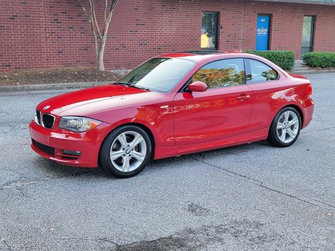 Used 2009 BMW 128i Coupe RWD image 2