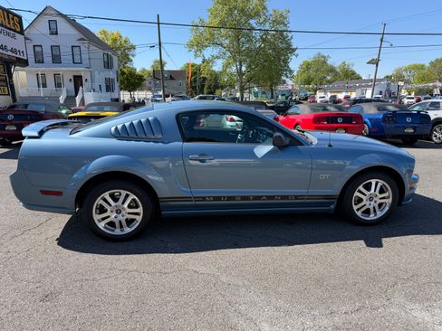 Used 2005 Ford Mustang GT Premium Coupe 2D RWD image 23