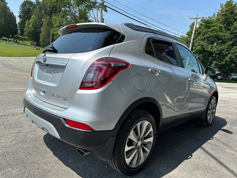 Used 2019 Buick Encore Preferred image 4