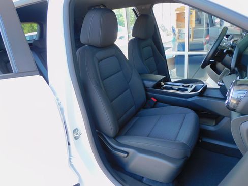 Used 2026 Chevrolet Equinox FWD LT w/ 1LT image 17