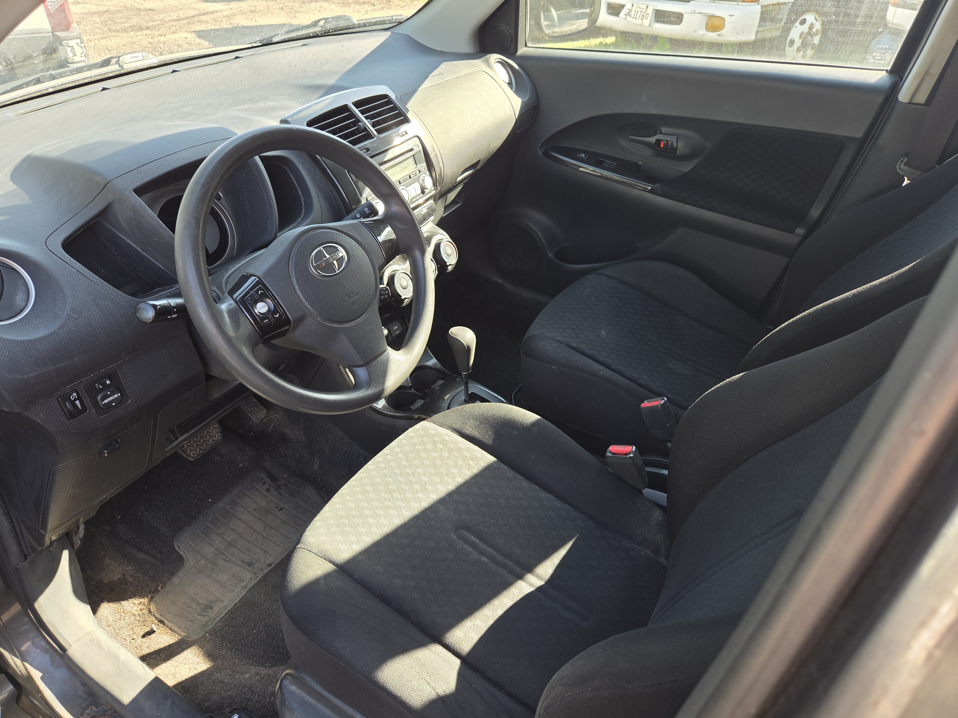 Used 2008 Scion xD UNAVAIL FWD image 5