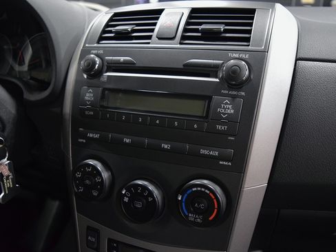 Used 2010 Toyota Corolla S image 25