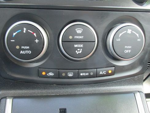 Used 2014 MAZDA MAZDA5 Sport FWD image 33
