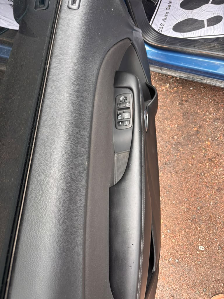 Used 2022 Dodge Challenger R/T RWD image 15