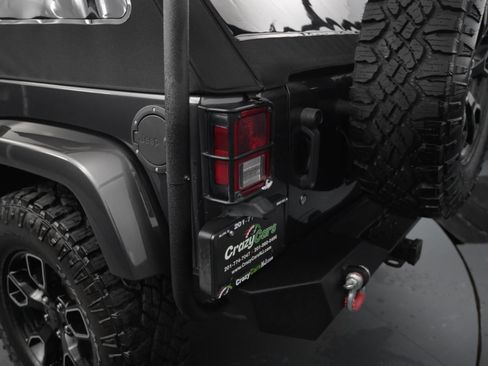 Used 2018 Jeep Wrangler Unlimited Sahara image 21