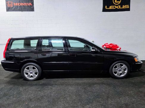 Used 2007 Volvo V70 2.5T image 24
