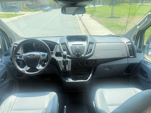 Used 2019 Ford Transit 250 148 Low Roof RWD image 11