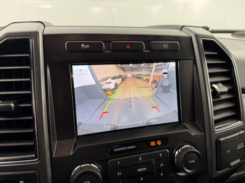 Used 2022 Ford F350 XLT image 39