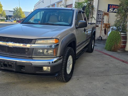 Used 2004 Chevrolet Colorado Z71 image 19
