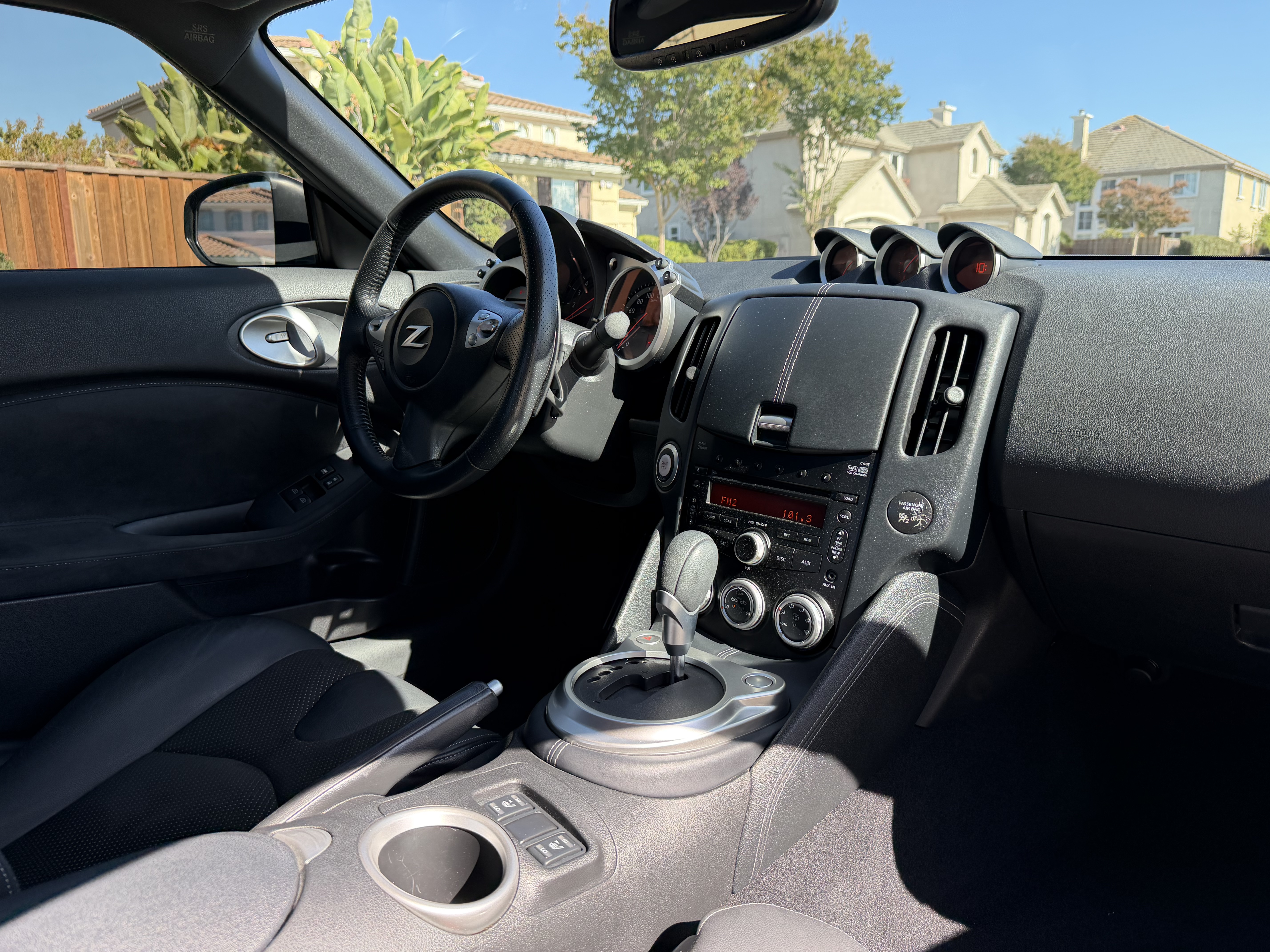 Used 2009 Nissan 370Z Coupe RWD image 18