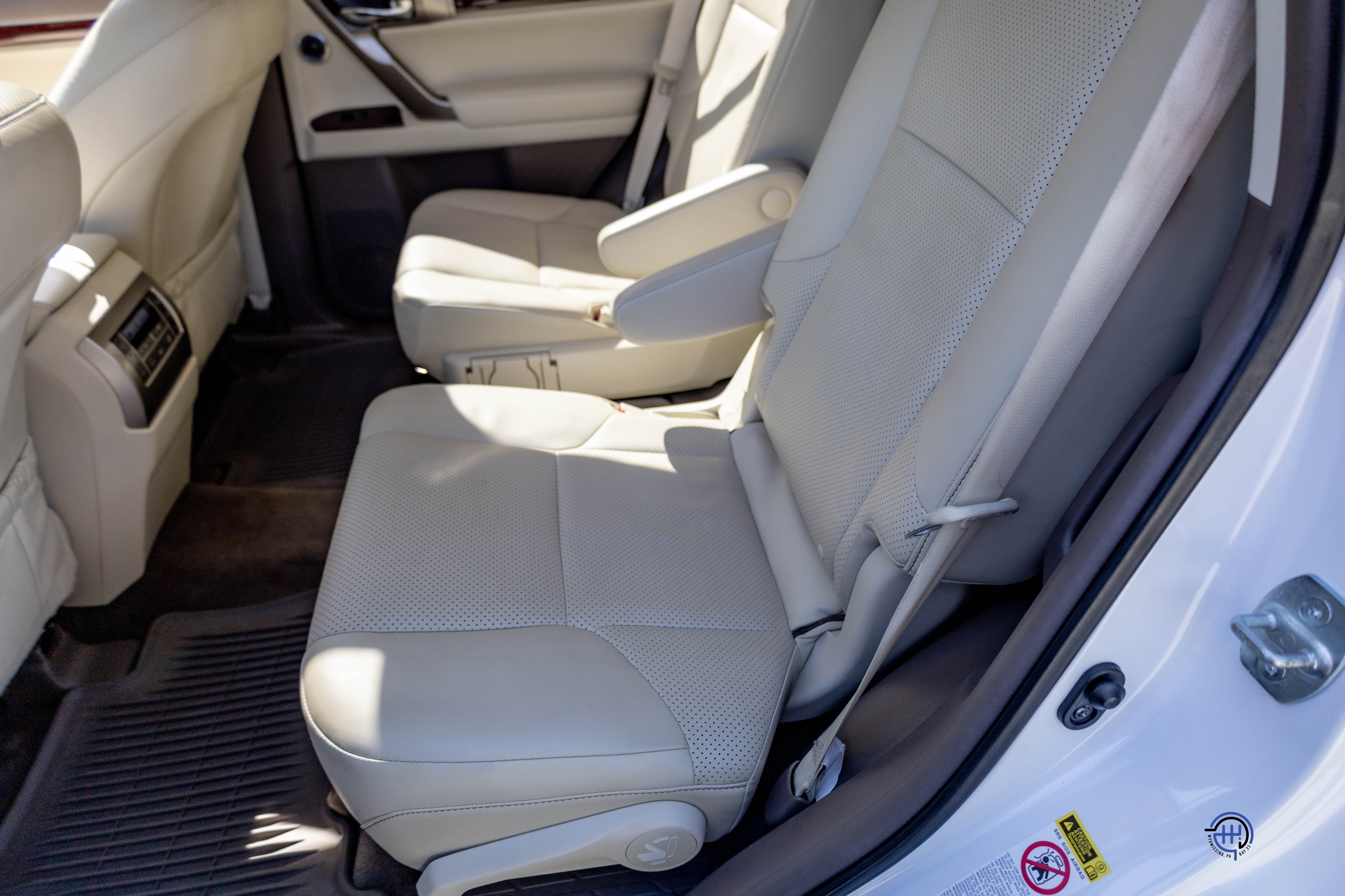 Used 2017 Lexus GX 460 Luxury AWD/4WD image 42