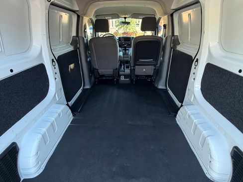 Used 2021 Nissan NV200 SV Van 4D FWD image 7