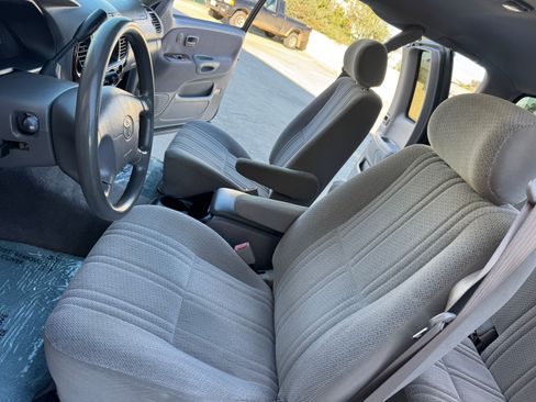 Used 2000 Toyota Tundra SR5 image 23