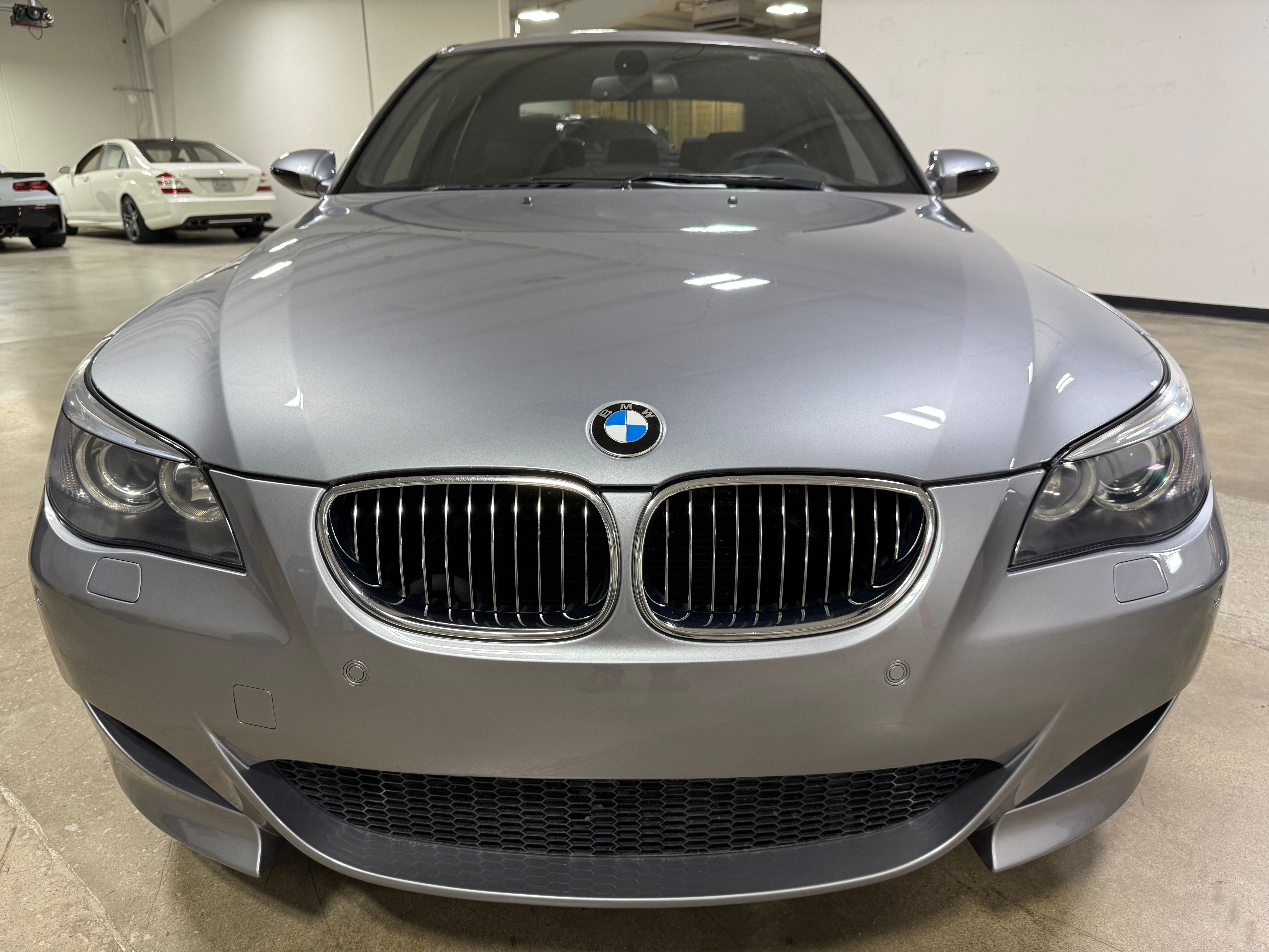 Used 2007 BMW M5 RWD image 12