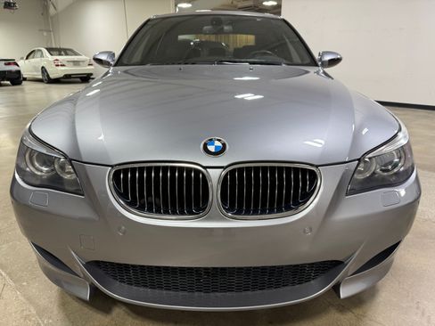 Used 2007 BMW M5 RWD image 12