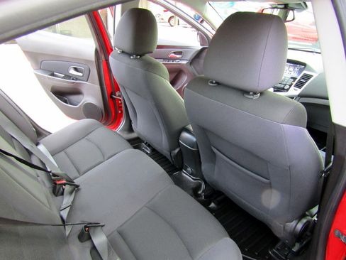 Used 2014 Chevrolet Cruze LT image 20