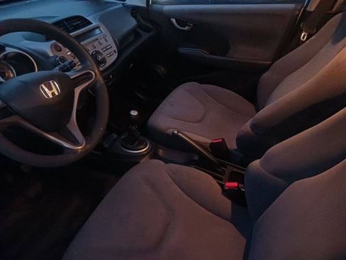Used 2010 Honda Fit image 8