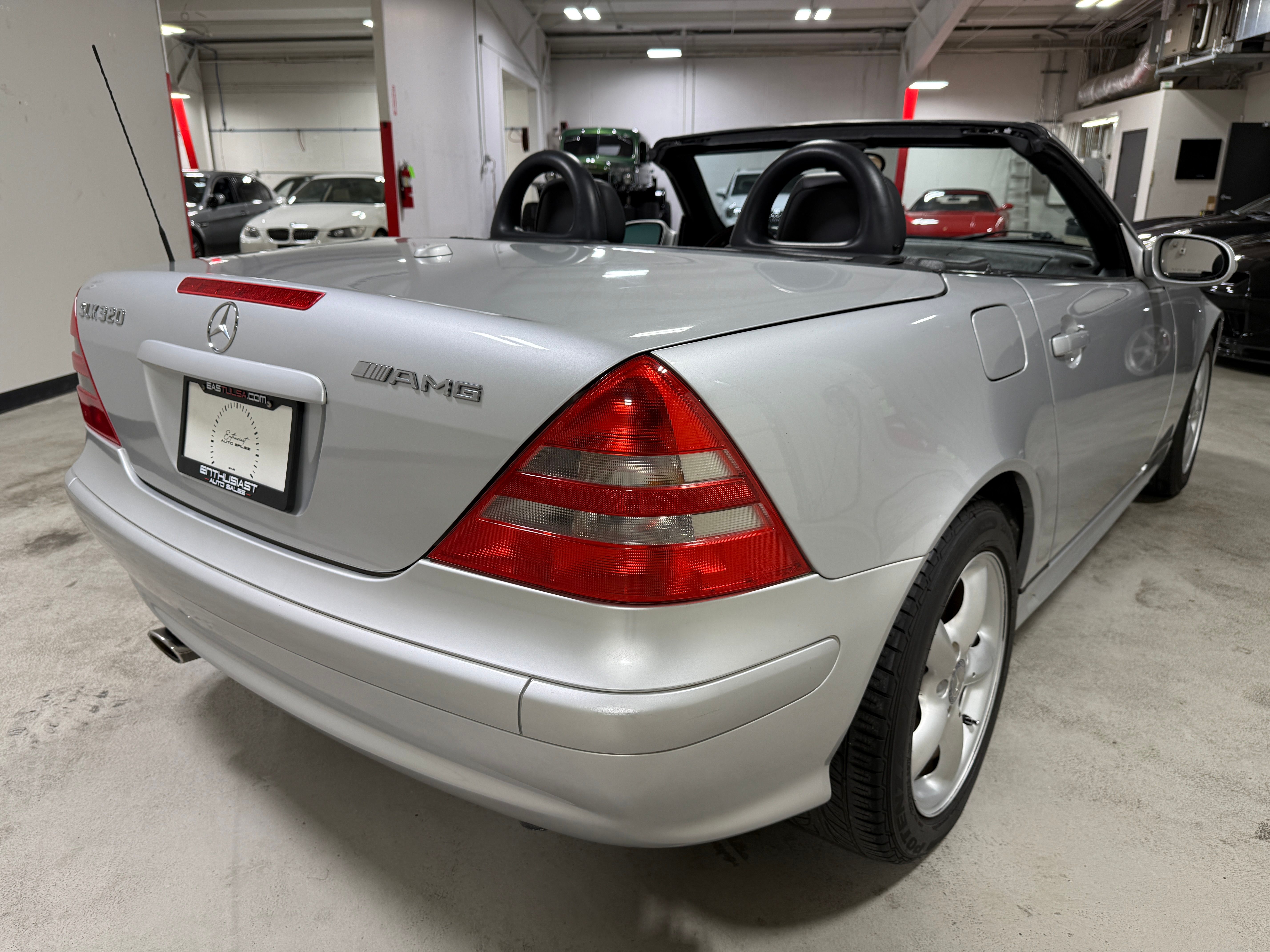 Used 2001 Mercedes-Benz SLK 320 image 5